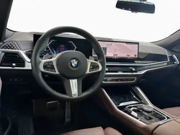 BMW X6 xDr40d MSport Pano AHK H K 360  HUD Sthz