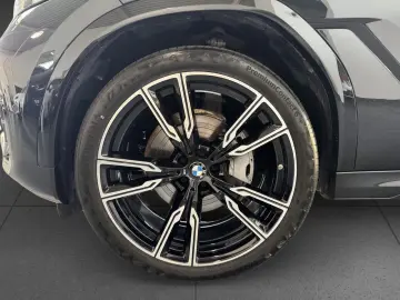 BMW X6 xDr40d MSport Pano AHK H K 360  HUD Sthz