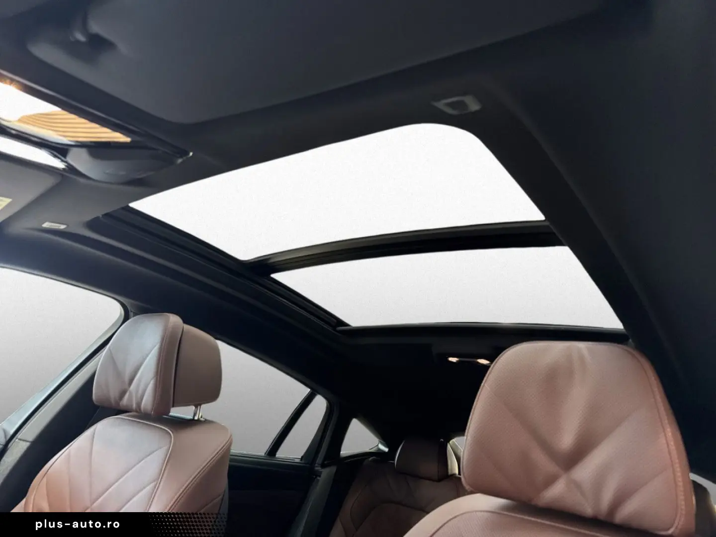 BMW X6 xDr40d MSport Pano AHK H K 360  HUD Sthz