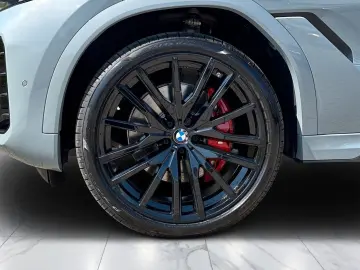 BMW X6 xDrive30d M Sport Pro 22 Zoll AHK Pano H&K