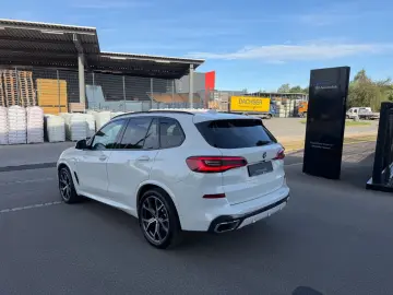BMW X5 xDrive 30 d M Sport 21 Zoll 7 Sitz DVD Air