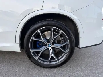 BMW X5 xDrive 30 d M Sport 21 Zoll 7 Sitz DVD Air