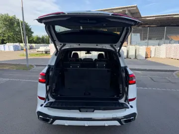 BMW X5 xDrive 30 d M Sport 21 Zoll 7 Sitz DVD Air