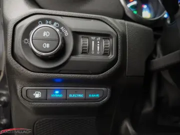 Jeep Wrangler Rubicon Plug-In-Hybrid