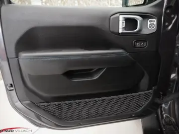 Jeep Wrangler Rubicon Plug-In-Hybrid