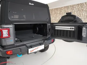 Jeep Wrangler Rubicon Plug-In-Hybrid