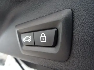 BMW X5 xDrive30d 21  M Sport Navi Leder Laser Luftfe