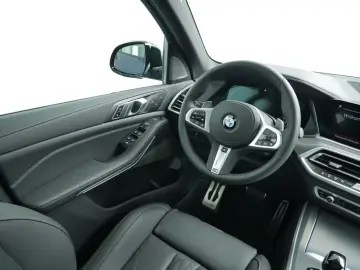BMW X5 xDrive30d (M-Sport Navi AHK Pano HUD H K ACC)