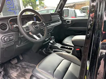 Jeep Wrangler ICE MY24 Sahara  new tires inspection