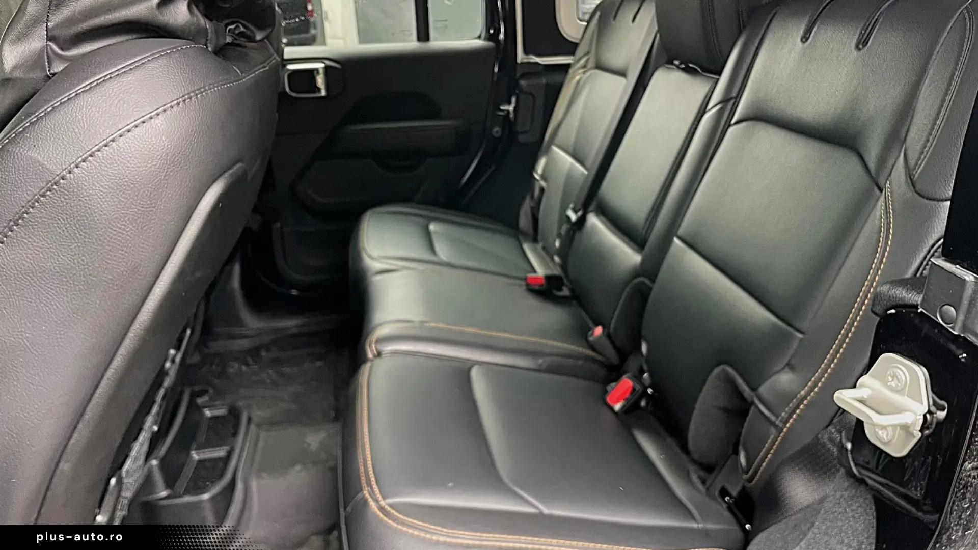 Jeep Wrangler ICE MY24 Sahara  new tires inspection