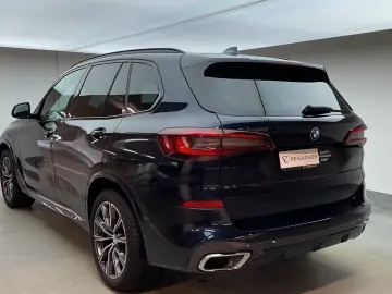 BMW X5 xDrive30d A M-Sport StdHzg LCProf Pano AHK