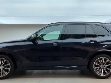 BMW X5 xDrive30d A M-Sport StdHzg LCProf Pano AHK