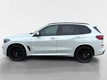 BMW X5 xDrive30d M Sport AHK Pano Laser ACC Inno