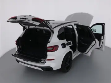 BMW X5 xDrive30d M Sport AHK Pano Laser ACC Inno