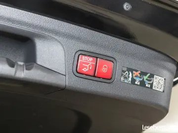 MERCEDES-BENZ GLE 450 4M AMG Multibeam Panorama Airmatic AHK
