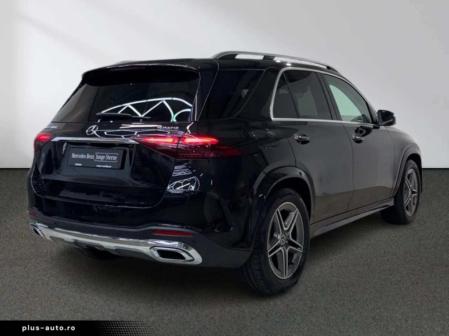 MERCEDES-BENZ GLE 450 4M AMG Panorama Burmester Memo&hellip;
