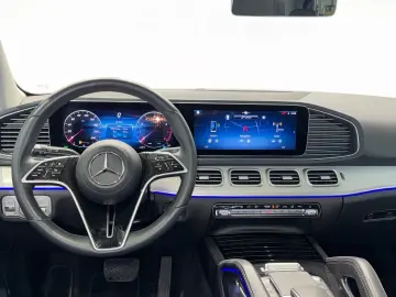 MERCEDES-BENZ GLE 450 4M AMG Panorama Burmester Memo…
