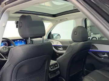 MERCEDES-BENZ GLE 450 4M AMG Panorama Burmester Memo…