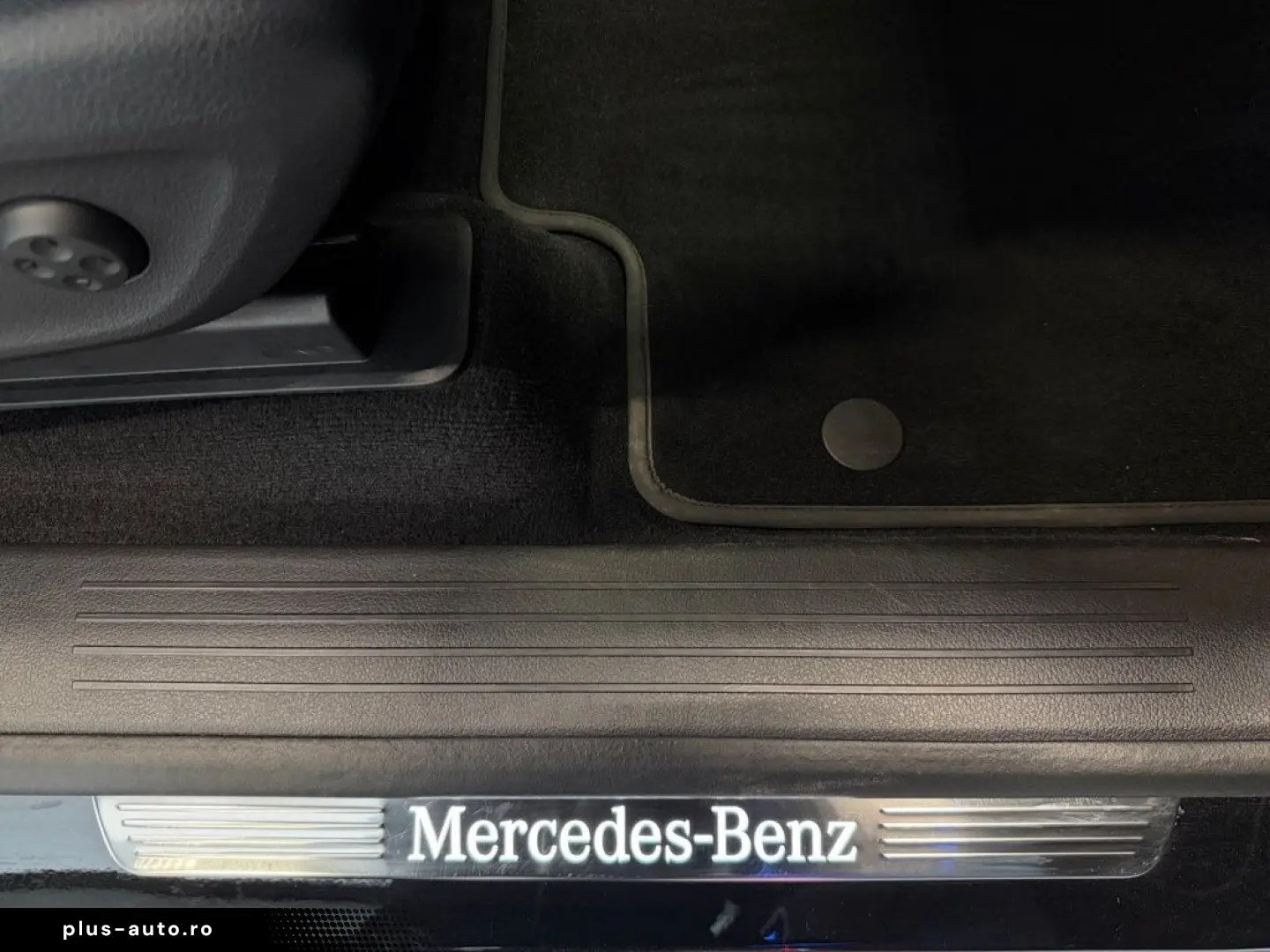 MERCEDES-BENZ GLE 450 d 4M AMG MBEAM DISTR BURM HuD PANO AHK