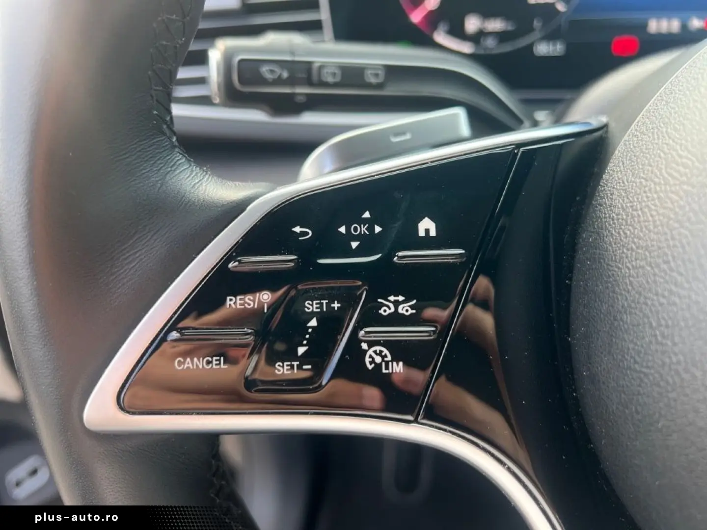 MERCEDES-BENZ GLE 450 d 4m AMG Night AHK Pano Mbeam &hellip;