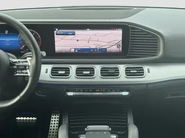 MERCEDES-BENZ GLE 450 4M AMG DISTR AHK Pano 360  Mem…