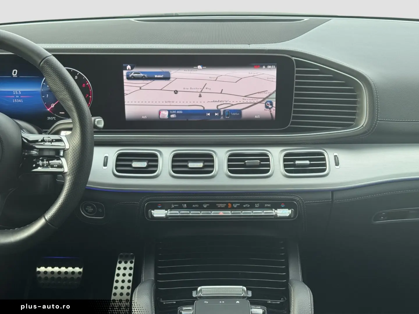 MERCEDES-BENZ GLE 450 4M AMG DISTR AHK Pano 360  Mem&hellip;