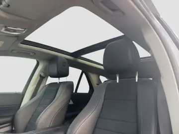 MERCEDES-BENZ GLE 450 4M AMG DISTR AHK Pano 360  Mem…