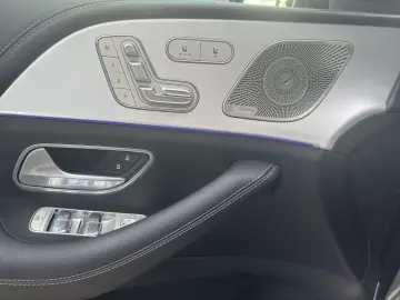 MERCEDES-BENZ GLE 450 4M AMG DISTR AHK Pano 360  Mem…