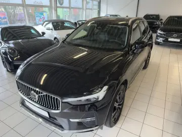 VOLVO XC60 Inscription Luft-Fahr PANO HUP VOLL