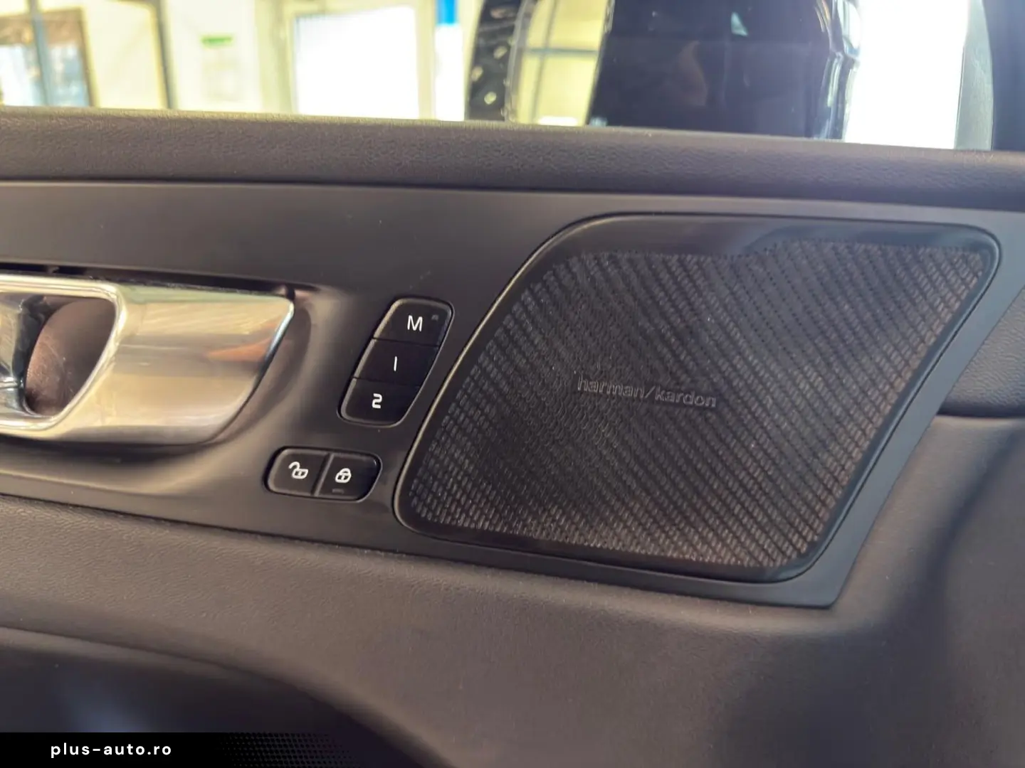 VOLVO XC60 Inscription Luft-Fahr PANO HUP VOLL