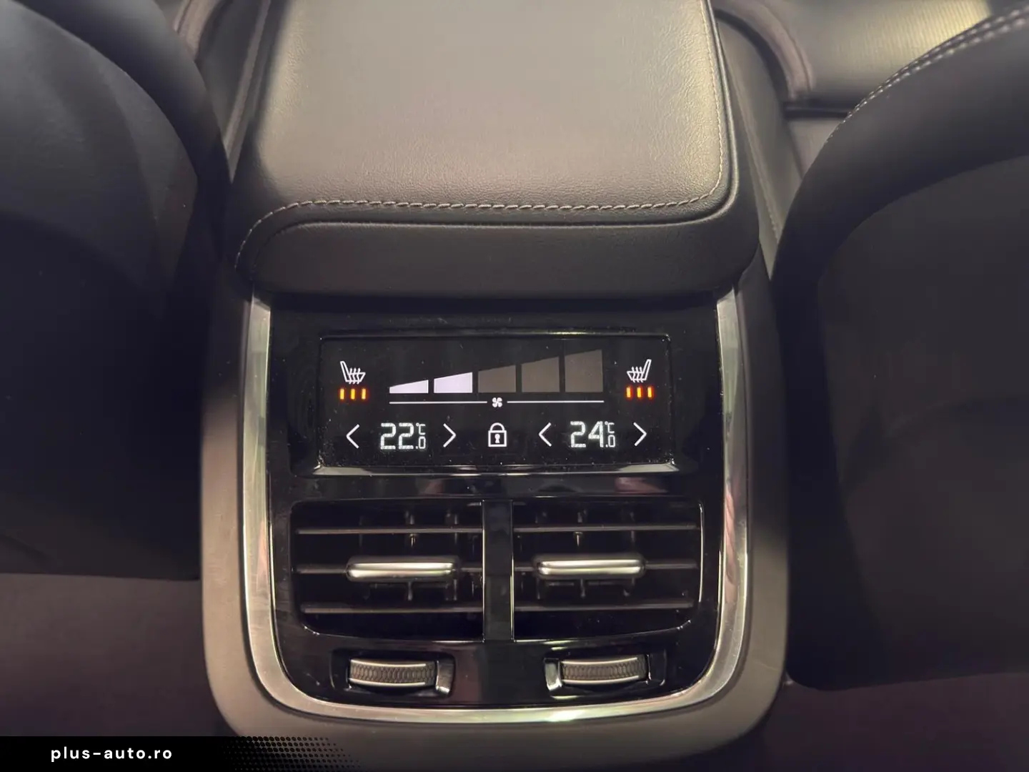 VOLVO XC60 Inscription Luft-Fahr PANO HUP VOLL