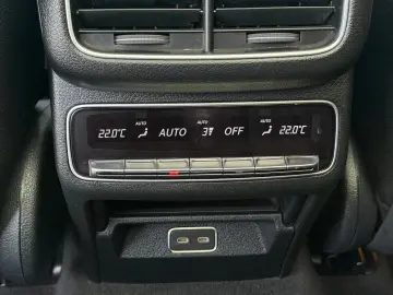 MERCEDES-BENZ GLE 450 d 4M AMG Distronic  HUD AHK Pa…