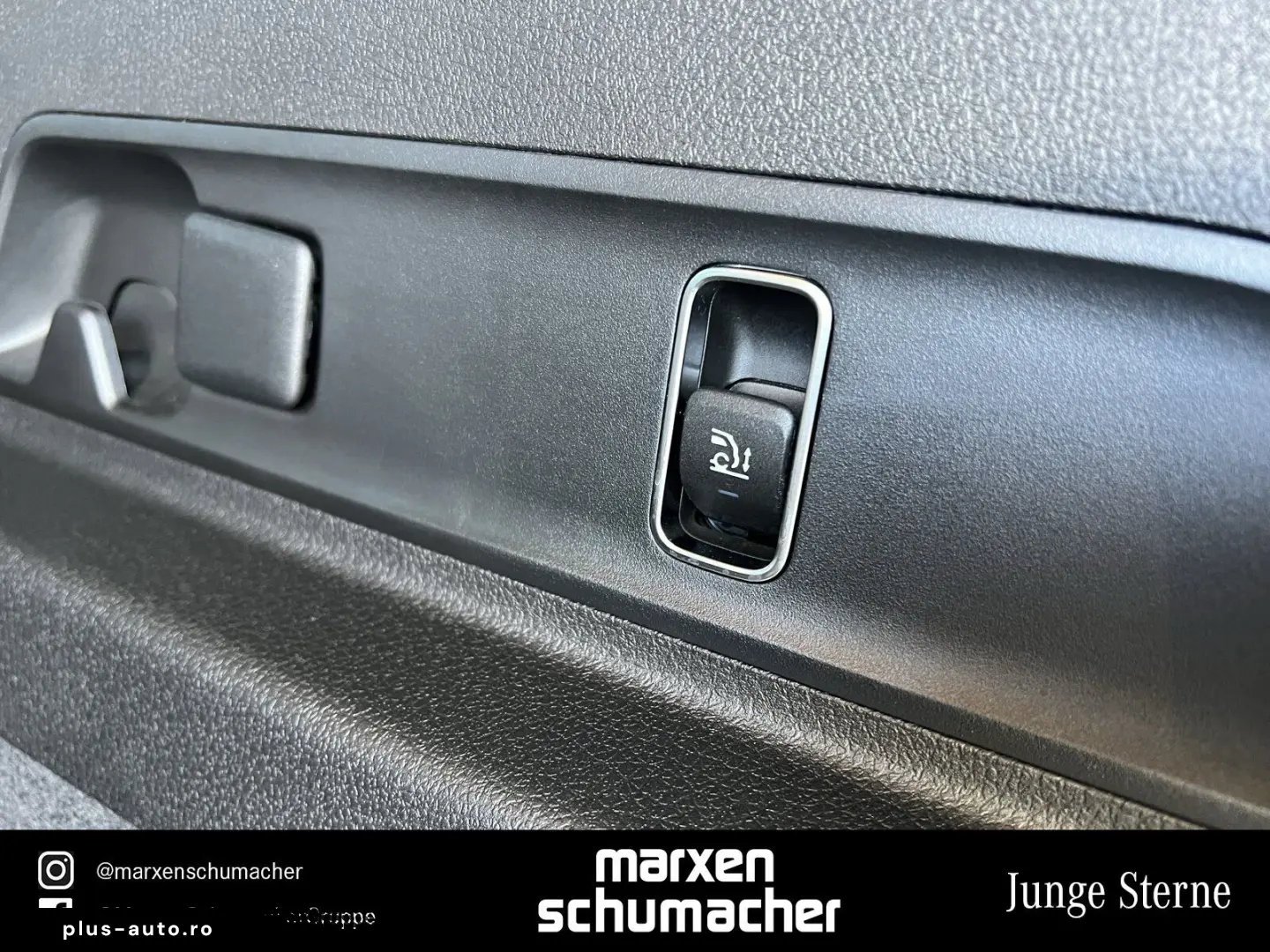 MERCEDES-BENZ GLE 450 d 4M AMG Standh AHK Pano Burm &hellip;