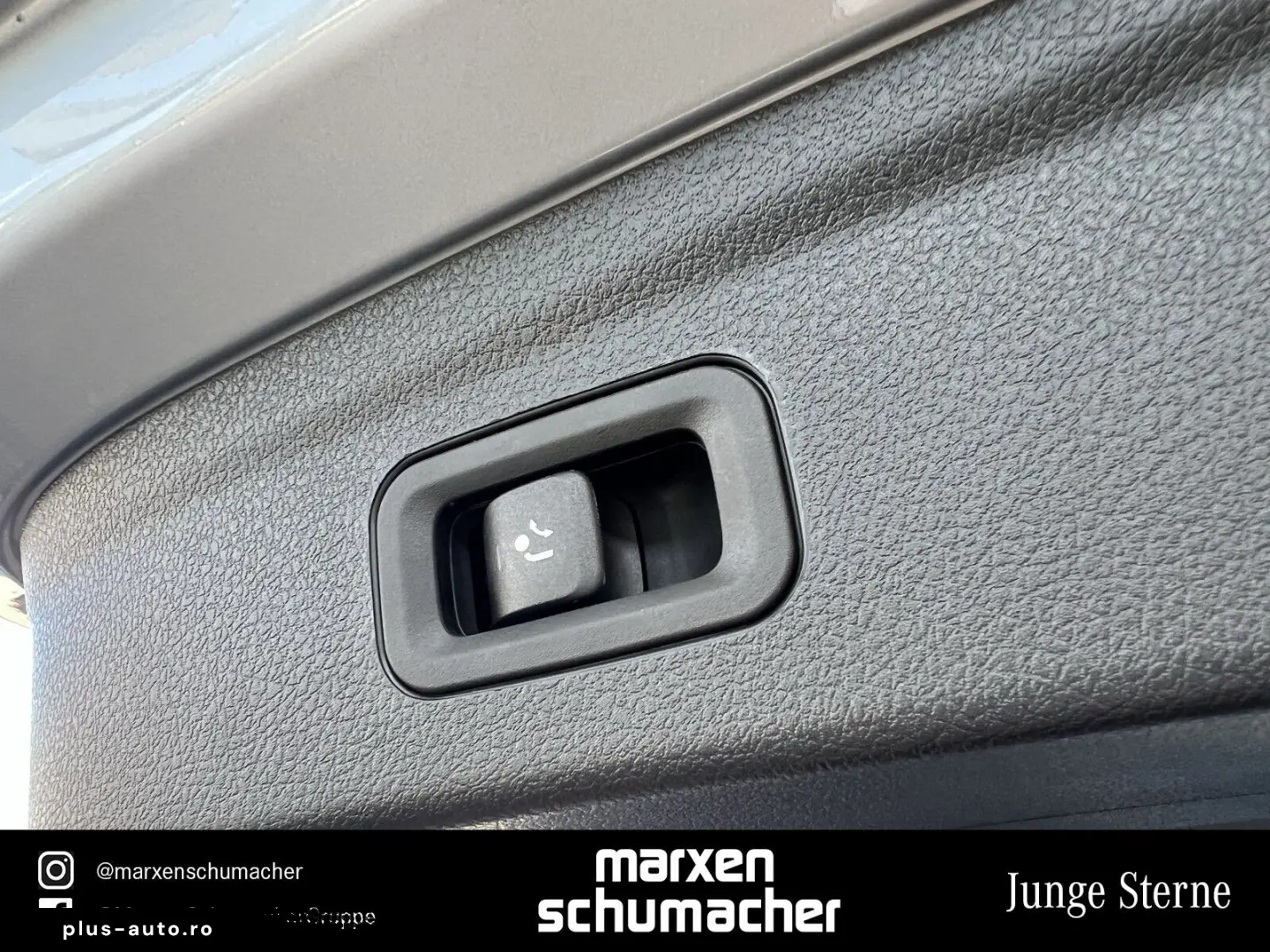 MERCEDES-BENZ GLE 450 d 4M AMG Standh AHK Pano Burm &hellip;