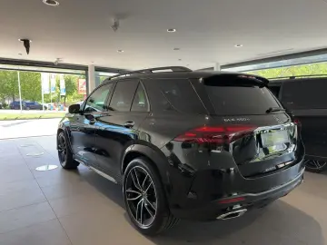 MERCEDES-BENZ GLE 450 d 4M AMG PREMIUM NIGHT AIRMATI…