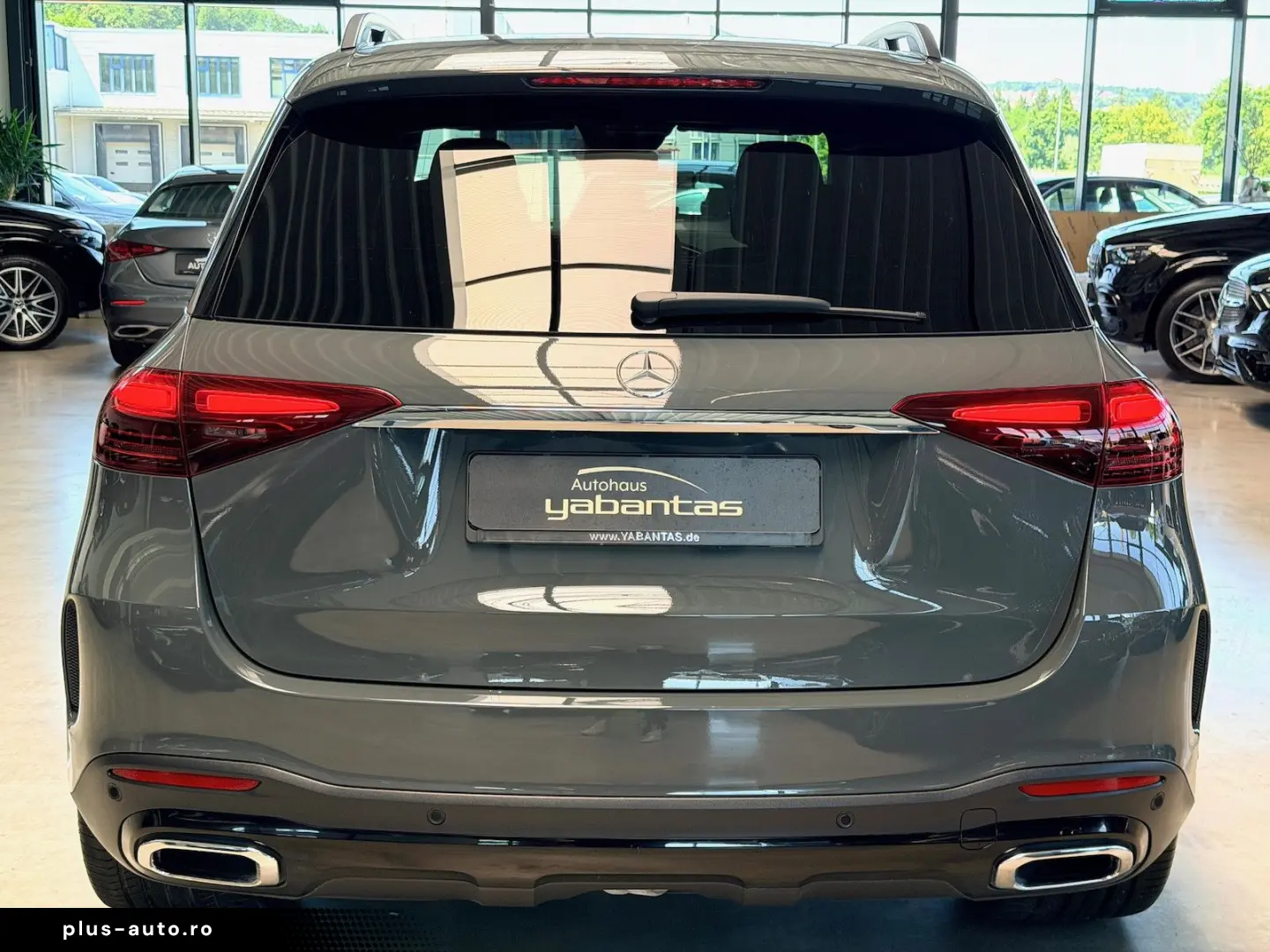 MERCEDES-BENZ GLE 2025 — imagine 5