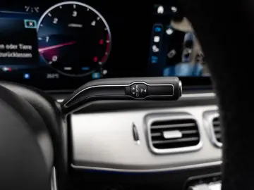 MERCEDES-BENZ GLE 450 d 4M AMG-Sport MLB Pano AHK Ni…