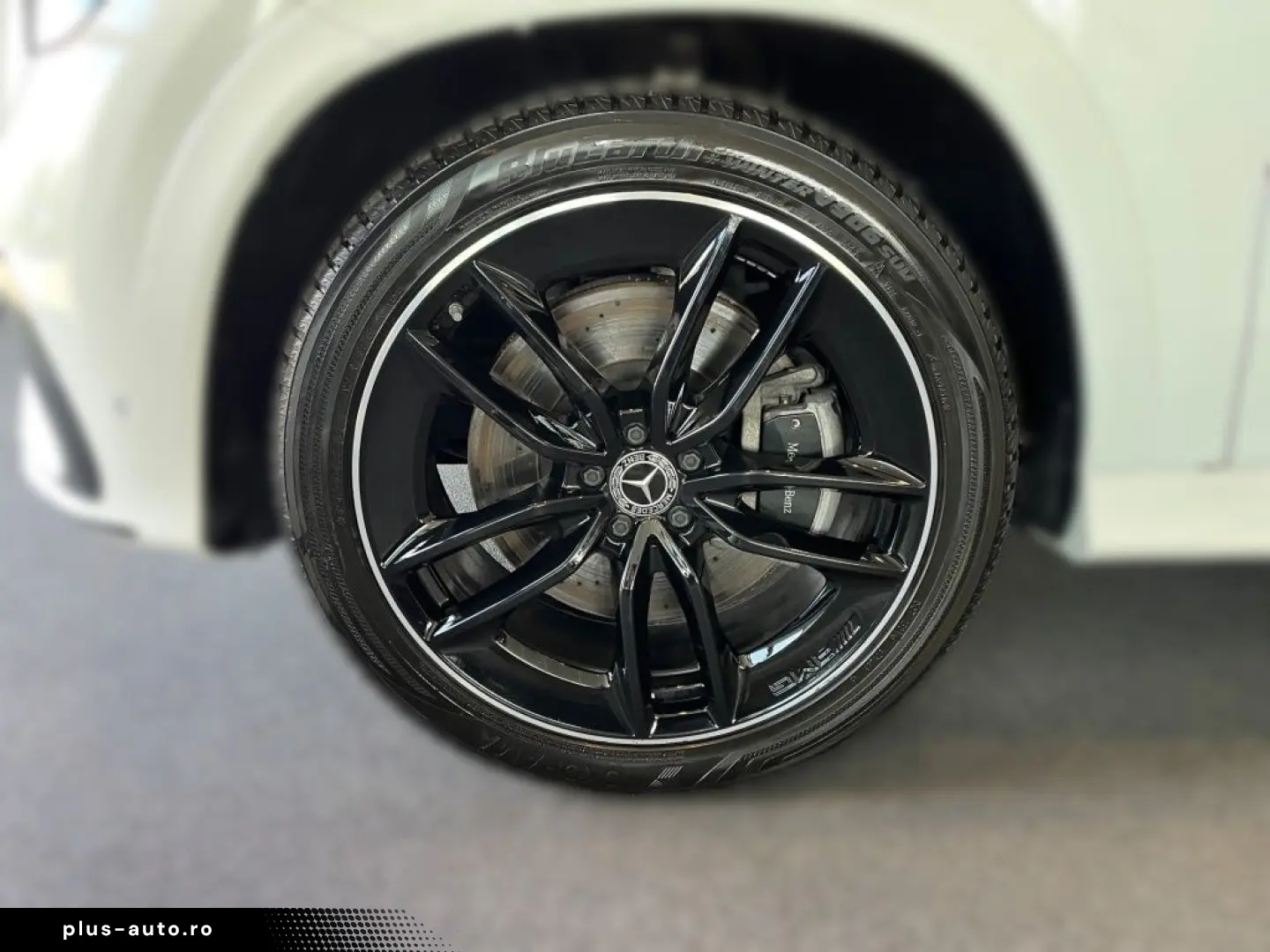 MERCEDES-BENZ GLE 450 d 4M AMG Night Pano AHK HuD Burmester