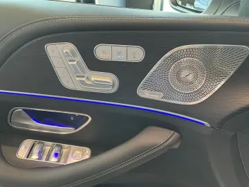 MERCEDES-BENZ GLE 450 d 4M AMG Night Pano AHK HuD Burmester