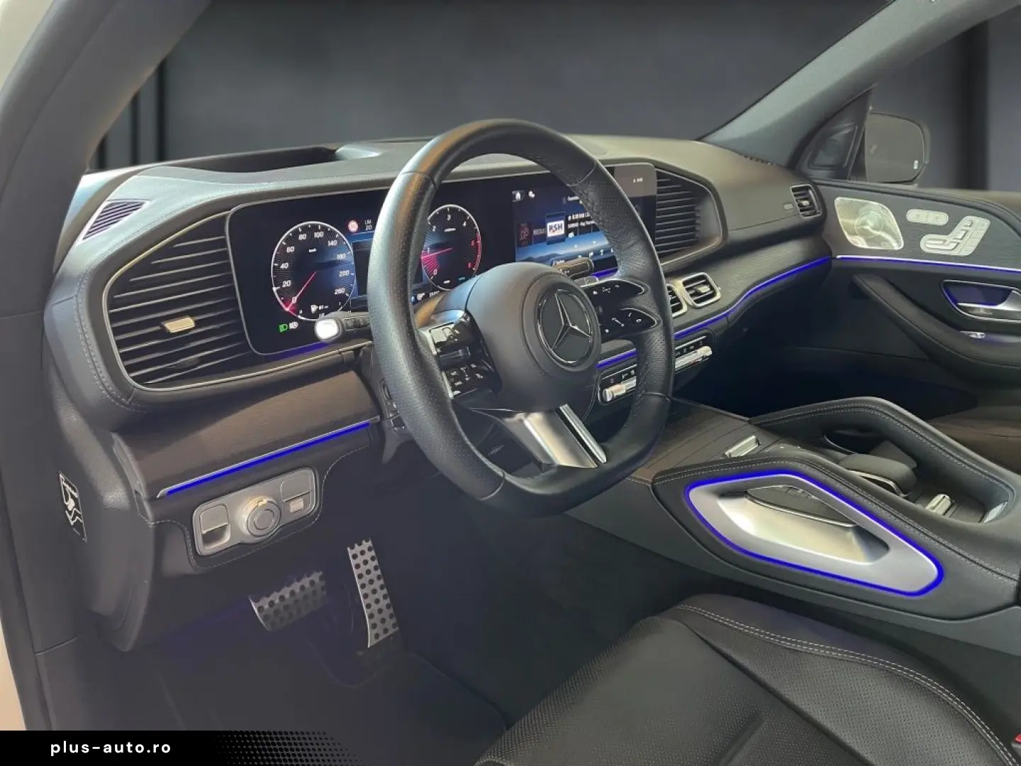 MERCEDES-BENZ GLE 450 d 4M AMG Night Pano AHK HuD Burmester