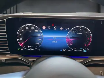 MERCEDES-BENZ GLE 450 d 4M AMG Night Pano AHK HuD Burmester