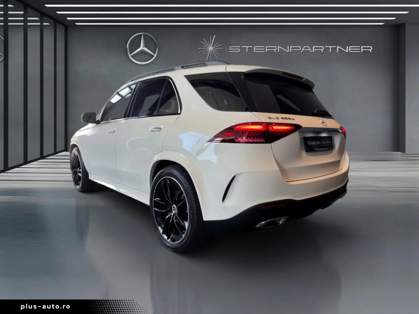MERCEDES-BENZ GLE 450 d 4M AMG Night Pano AHK HuD Burmester
