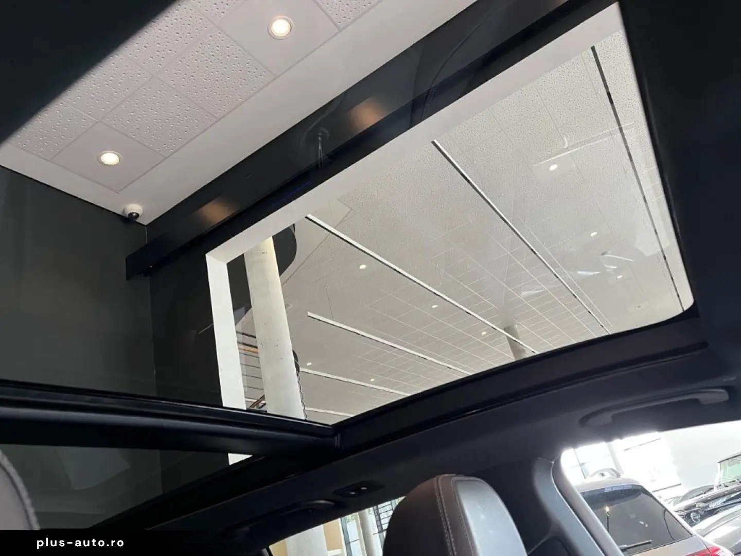 MERCEDES-BENZ GLE 450 d 4M AMG Night Pano AHK HuD Burmester