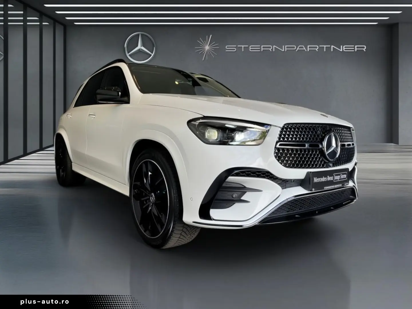MERCEDES-BENZ GLE 450 d 4M AMG Night Pano AHK HuD Burmester