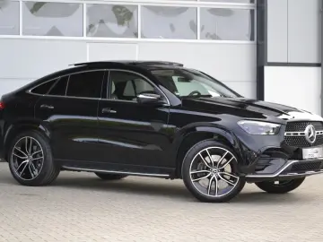 MERCEDES-BENZ GLE 450d Coupe 4M AMG HUD 360 PANO BUR…