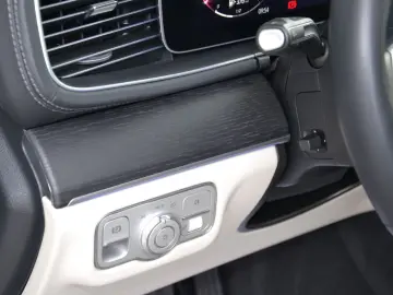 MERCEDES-BENZ GLE 450d Coupe 4M AMG HUD 360 PANO BUR…
