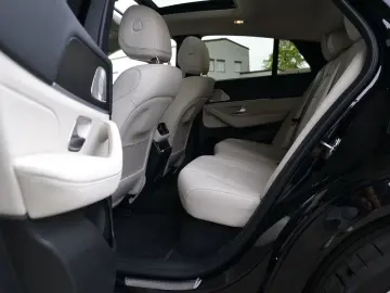 MERCEDES-BENZ GLE 450d Coupe 4M AMG HUD 360 PANO BUR…
