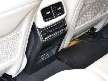 MERCEDES-BENZ GLE 450d Coupe 4M AMG HUD 360 PANO BUR…