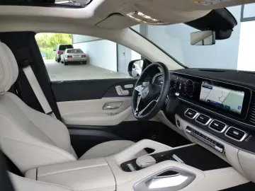 MERCEDES-BENZ GLE 450d Coupe 4M AMG HUD 360 PANO BUR…