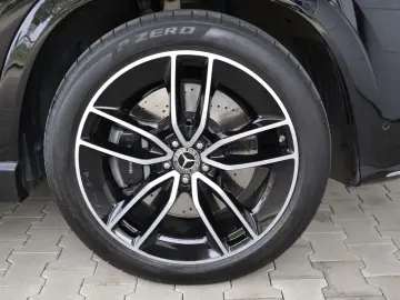 MERCEDES-BENZ GLE 450d Coupe 4M AMG HUD 360 PANO BUR…
